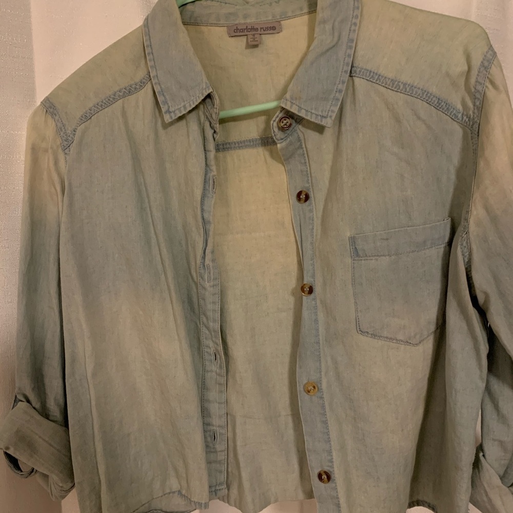 Cropped jean shirt
